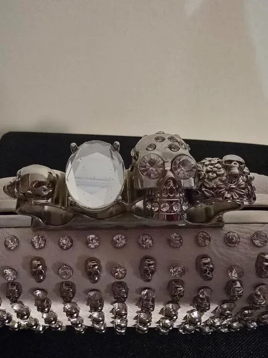 2000s White Skull and rhinestone clutch with four-ring knuckle clasp - Picture 2 of 11